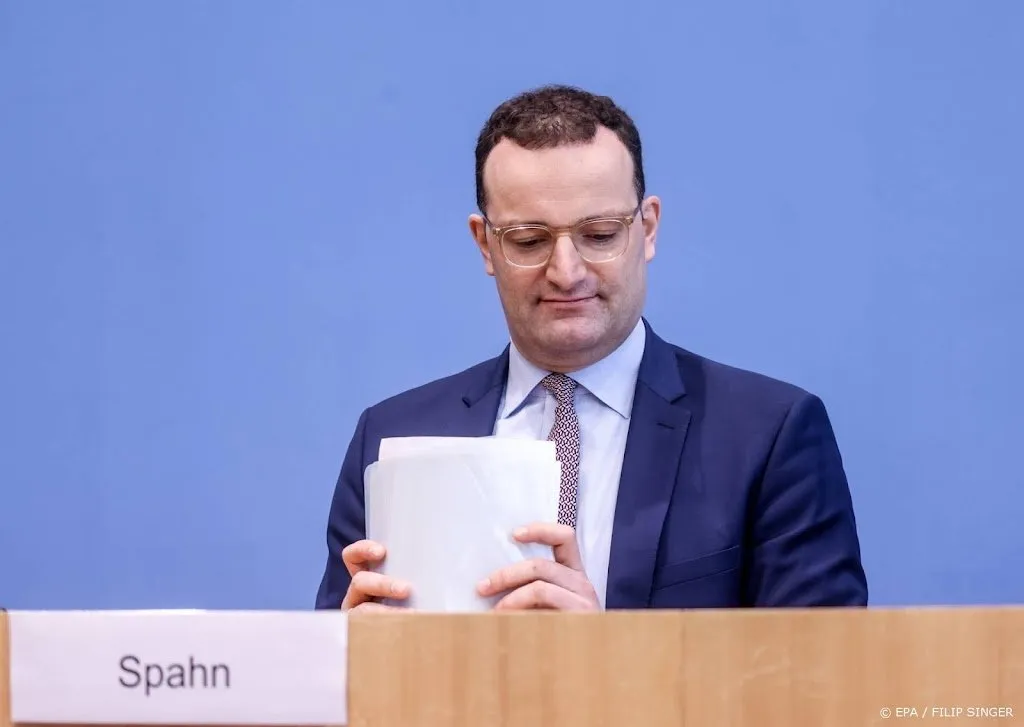 duitse gezondheidsminister spahn stemt tegen vaccinatieplicht1638531868