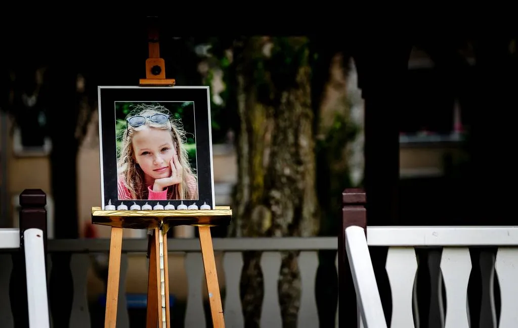 eis om 1 jaar jeugddentie en tbs voor doden romy1510322405