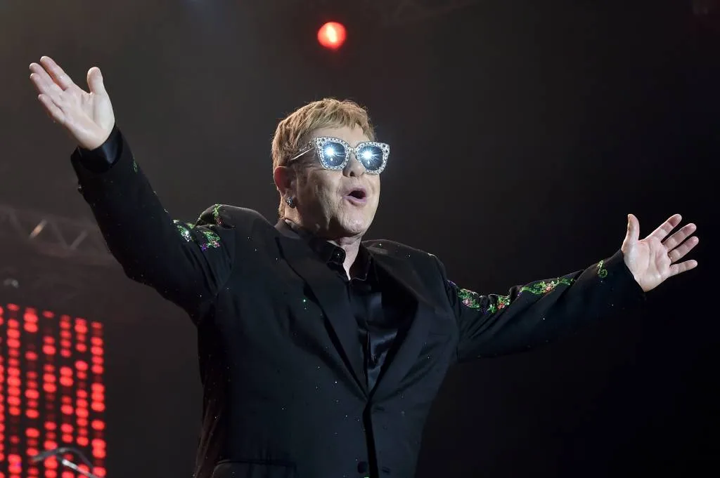 elton john kondigt laatste tournee aan1516817294