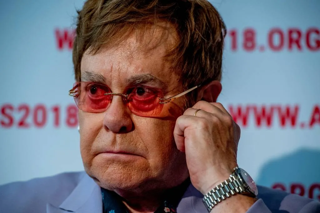 elton john zegt concert na aanvangstijd af1543377144