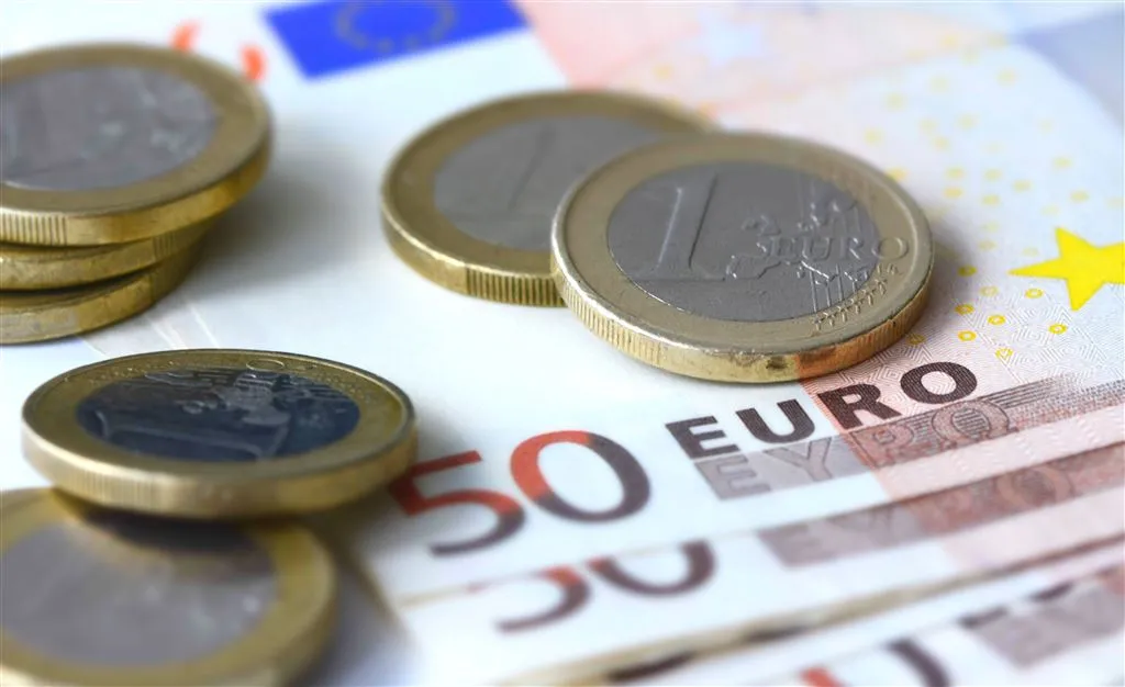 euro stijgt na franse presidentsverkiezingen1492993691