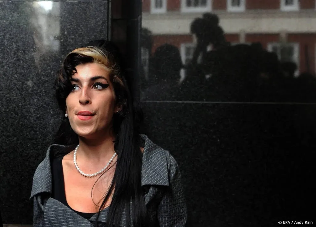 ex van amy winehouse eist 1 miljoen1564316163