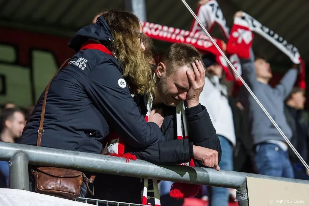 fc emmen degradeert nac dicht bij promotie naar eredivisie1621553770