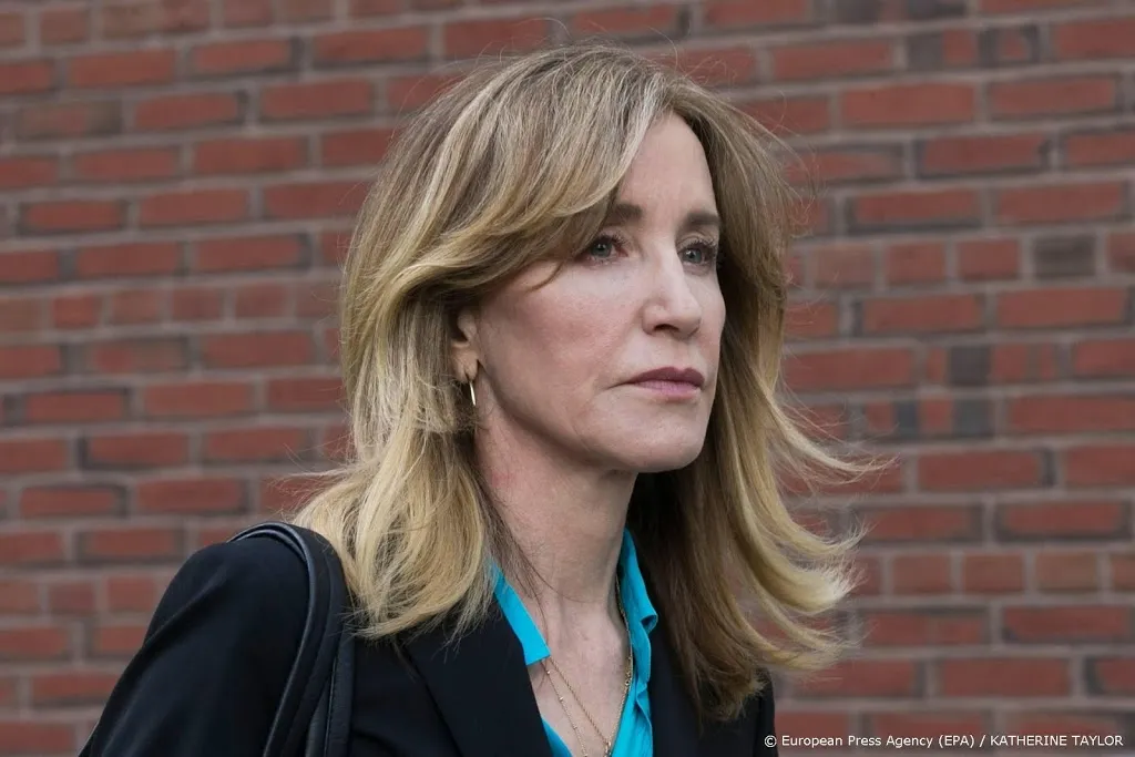 felicity huffman terug op filmset na gevangenisstraf1608267147