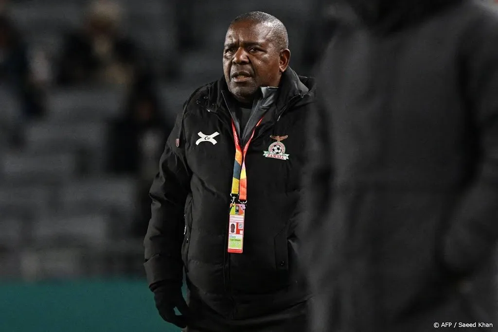 fifa onderzoekt of coach zambia aan borst speelster costa rica zat1691139166
