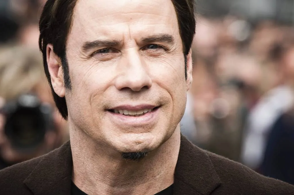 film travolta vlak voor release geschrapt1512523924