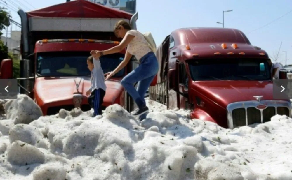 fireshot capture 384 freak hail storm strikes mexican city https newsyahoo com freak hail