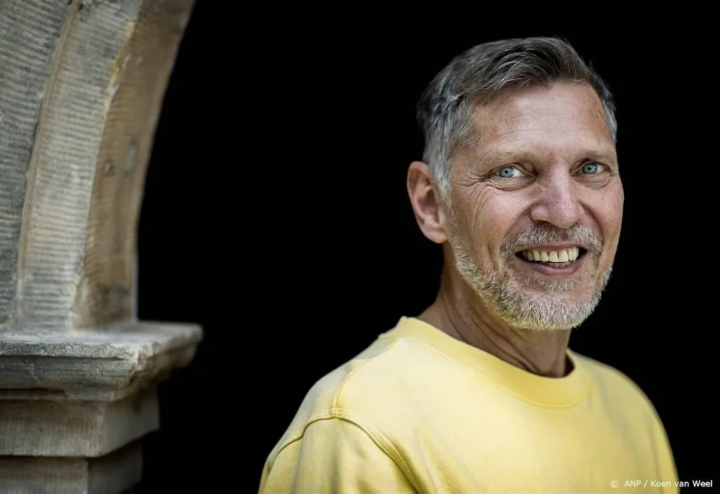 fotograaf erwin olaf onverwachts overleden na longtransplantatie1695227075