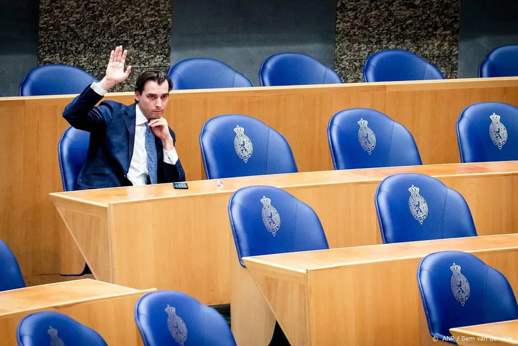 fvd op vier zetels in peiling maurice de hond1607244974