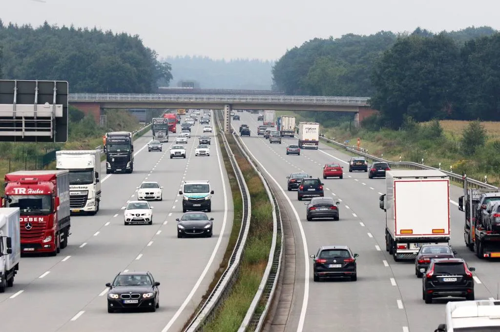 gedrogeerd met 200 over de snelweg1529824817