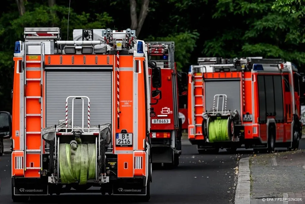 grote brand in hamburg rookwolken extreem gevaarlijk1681033356