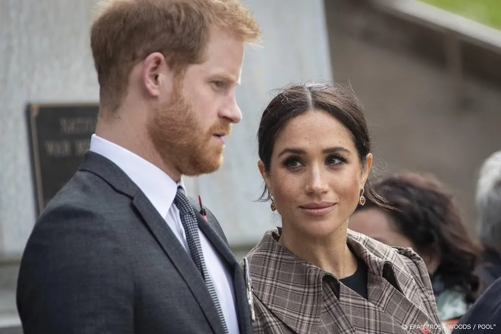 harry en meghan vullen opnieuw voorpaginas britse kranten1579423218