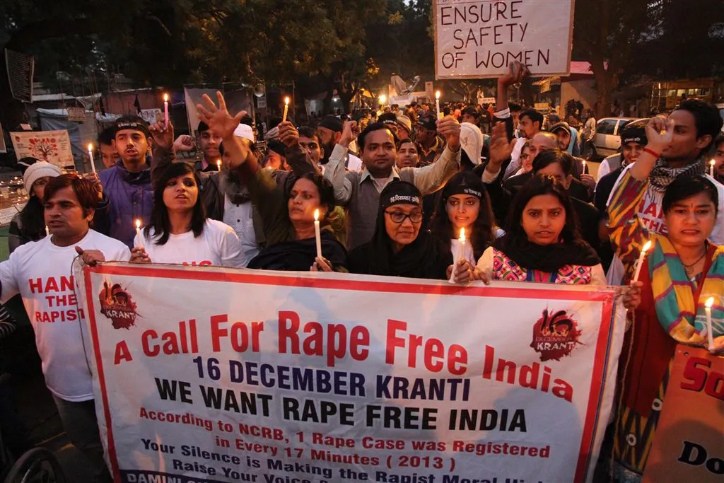 indiase verkrachter geeft slachtoffer schuld1425298091