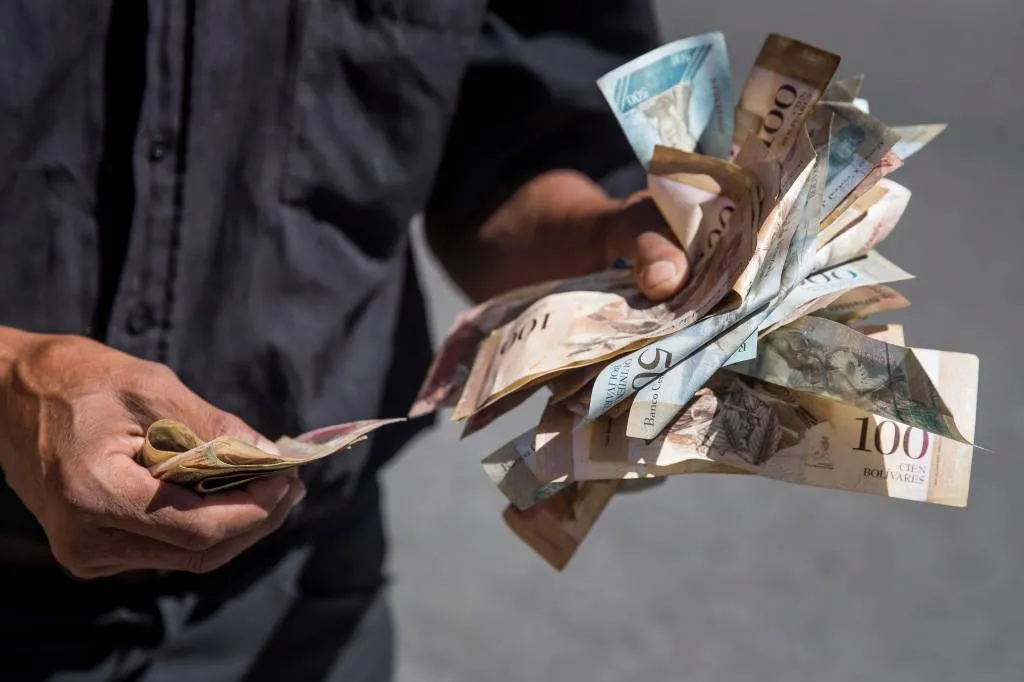 inflatie in venezuela nadert miljoen procent1541679378
