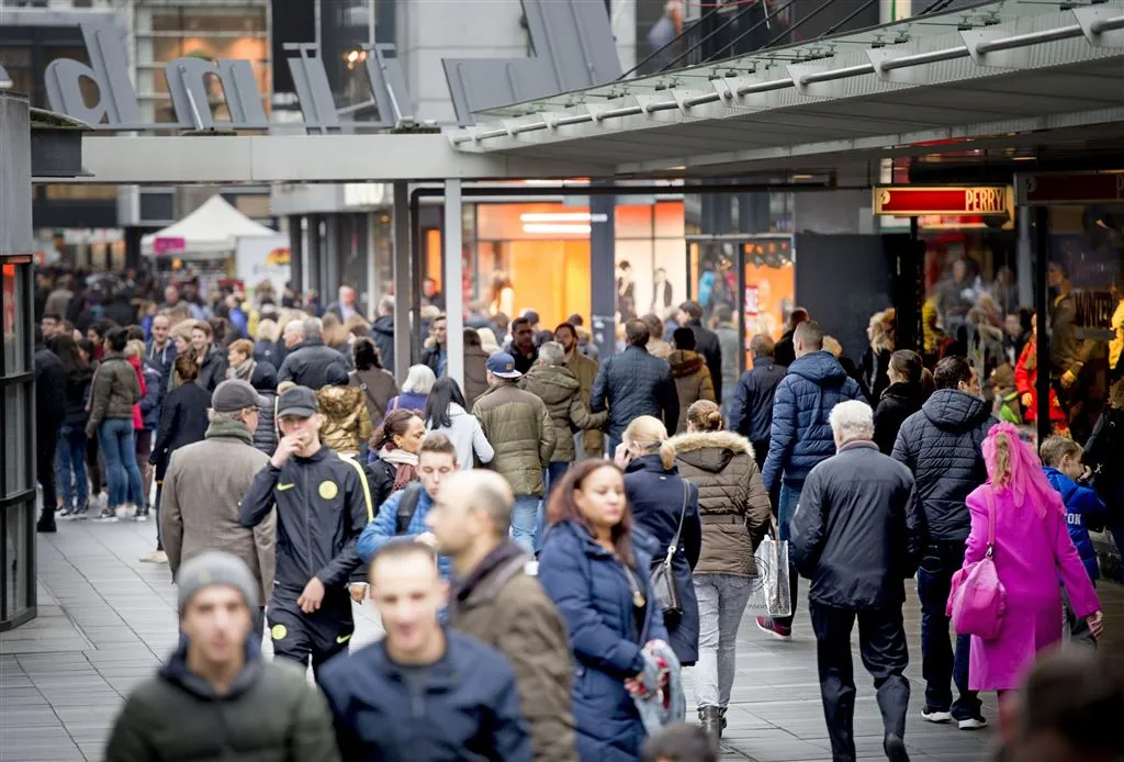 inhaalslag nederlandse economie zet door1452750044