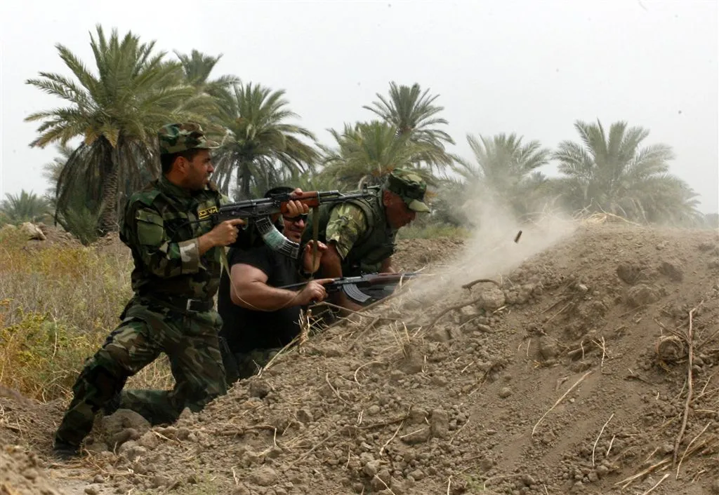 irak start offensief tegen is in tikrit1408439306