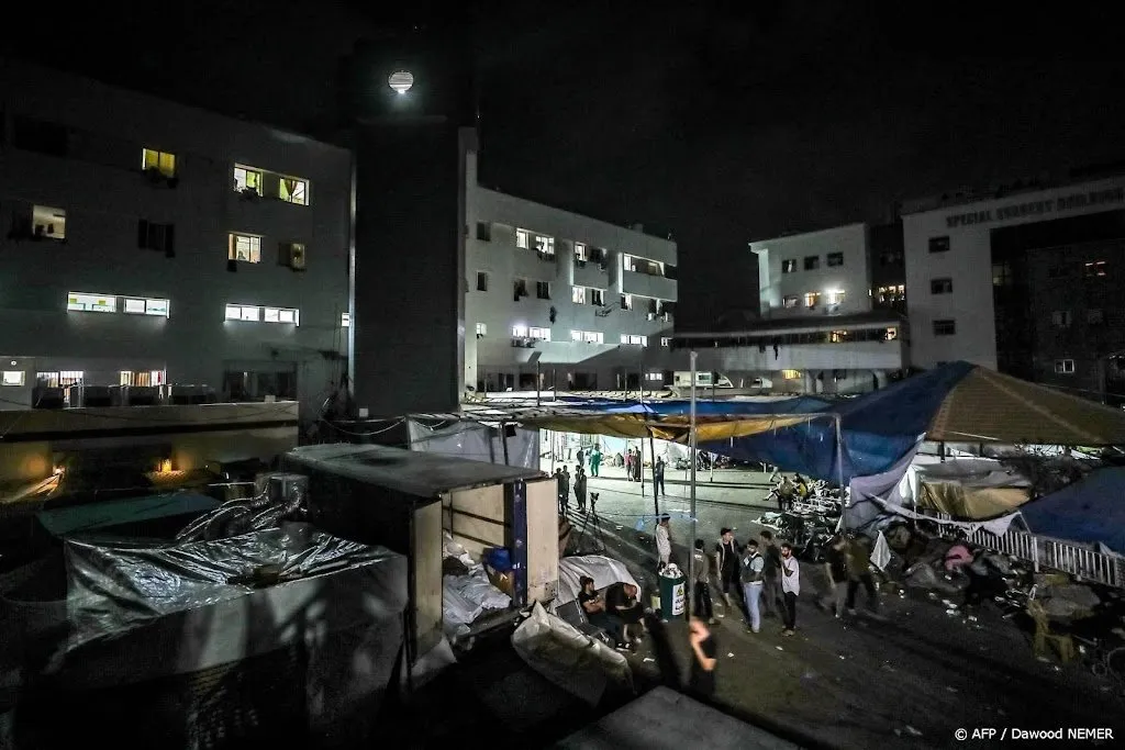 israelische krijgsmacht inval in al shifaziekenhuis is nog bezig1700034058