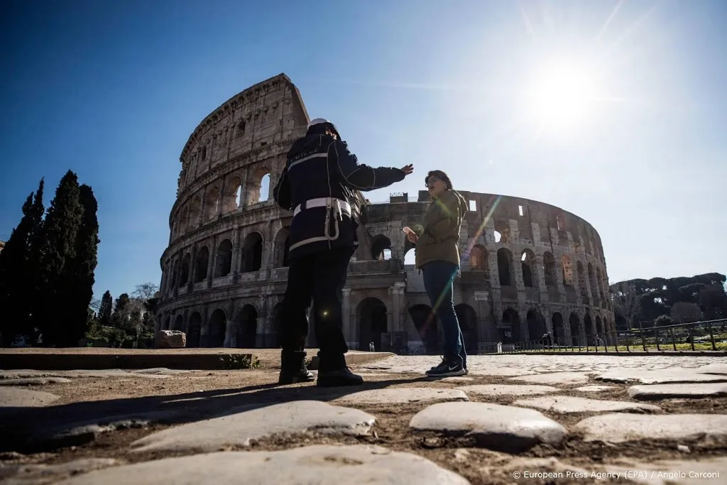 italie wil vloer van het colosseum herbouwen1608645625
