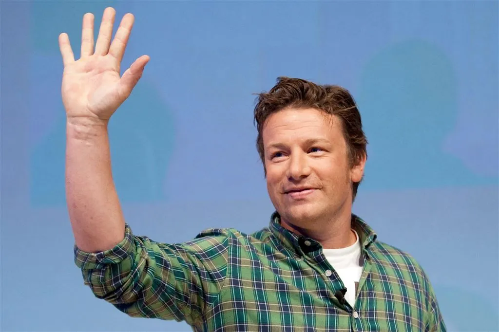 jamie oliver int deel van tipgeld personeel1443627632