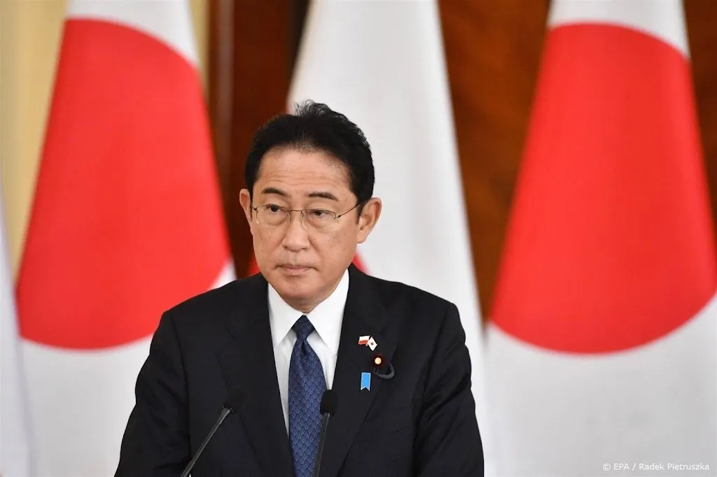 japanse premier geevacueerd na explosie tijdens toespraak1681529343