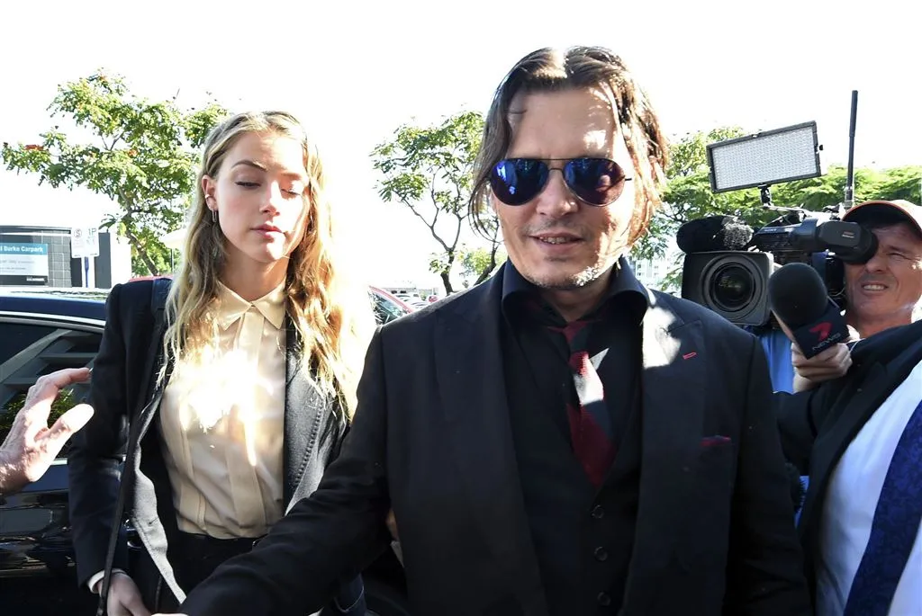 johnny depp wilde amber verstikken1464769307