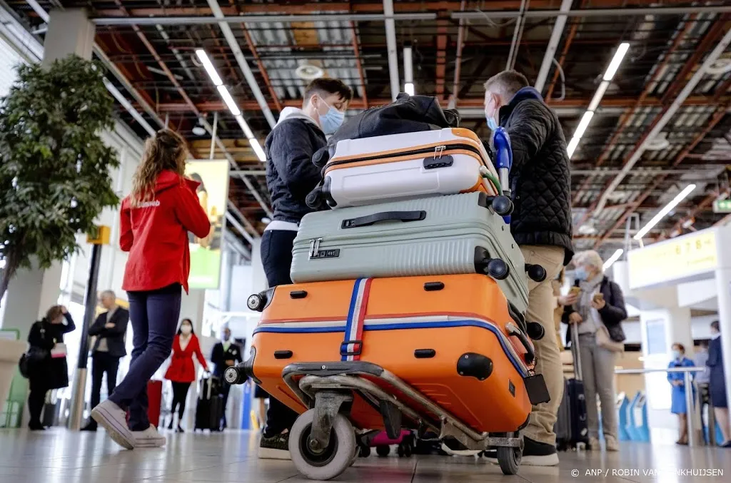 kabinet mikt op quarantaineplicht voor reizigers vanaf 15 mei1618494491