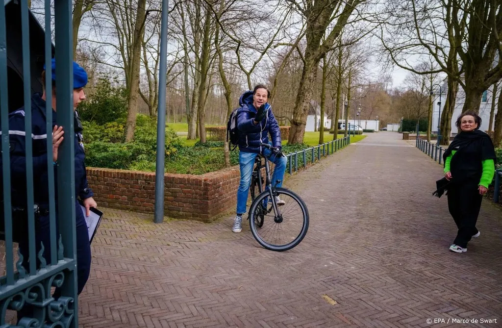 kabinet praat in catshuis met deskundigen over versoepelingen1618143862