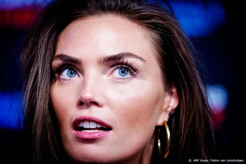 kim feenstra vindt coronacampagne kaa uu tee1610366659