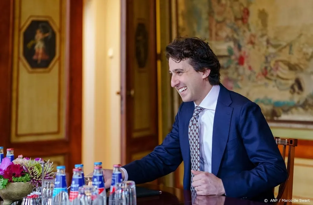 klaver ziet niet hoe vertrouwen in rutte hersteld kan worden1617962522