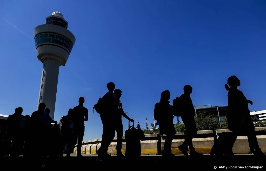 klm geen passagiers meer naar schiphol vanaf europese bestemmingen1654360583