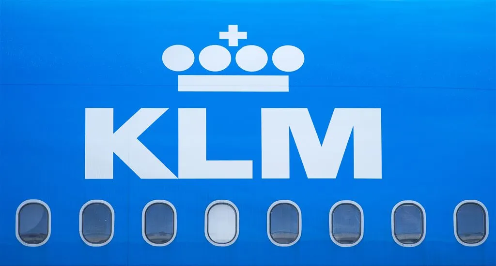 klm vliegtuig maakt noodlanding om ziek kind1451879288