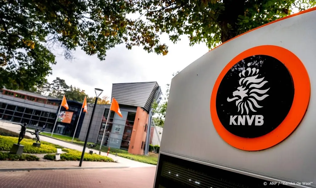 knvb wijst alkmaarse claim af az blijft tweede in eindstand1590431061