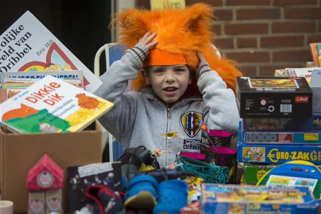 land kleurt oranje voor koningsdag1430104871