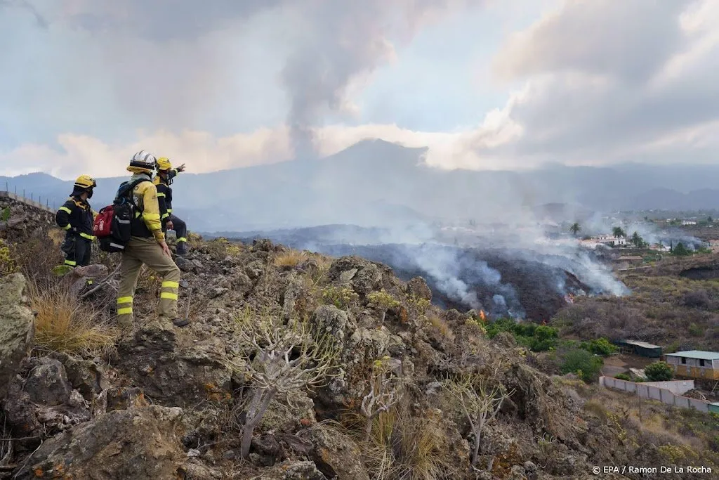 lavastromen la palma naderen zee experts waarschuwen voor dampen1632300736