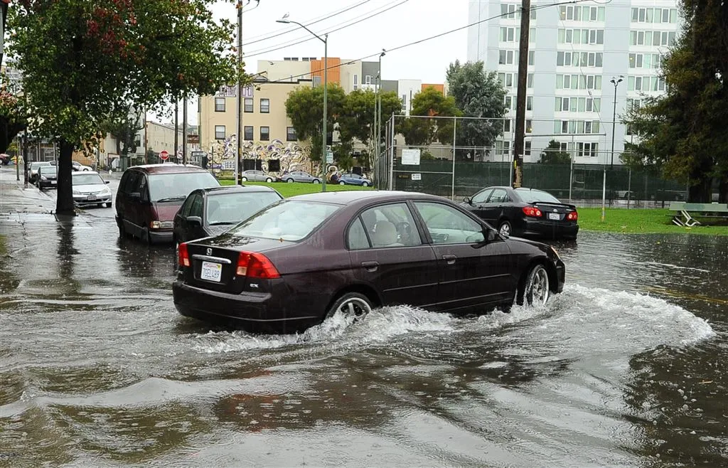 leven californie ontwricht door noodweer1418349875