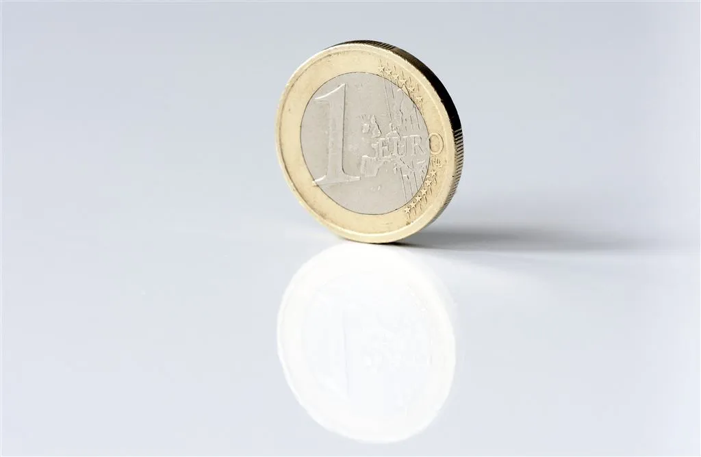 lonen stijgen in nederland minder hard1418111539