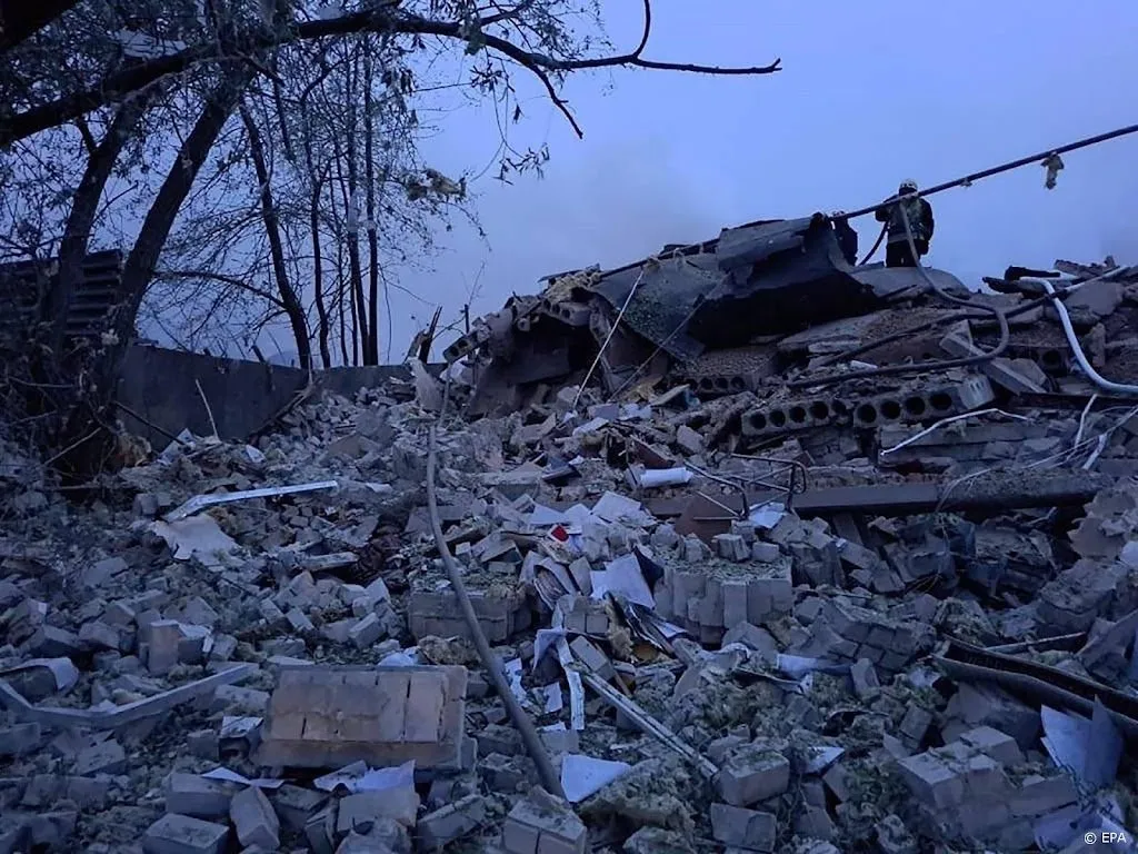 luchtalarm en explosies in delen van oekraine1683164483