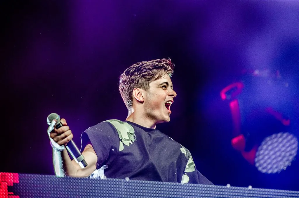 martin garrix uitgeroepen tot beste dj1476912751