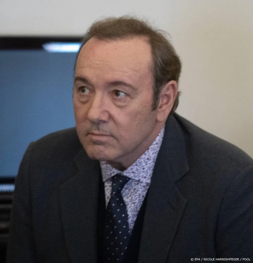 masseur die kevin spacey had aangeklaagd opeens overleden1568825047