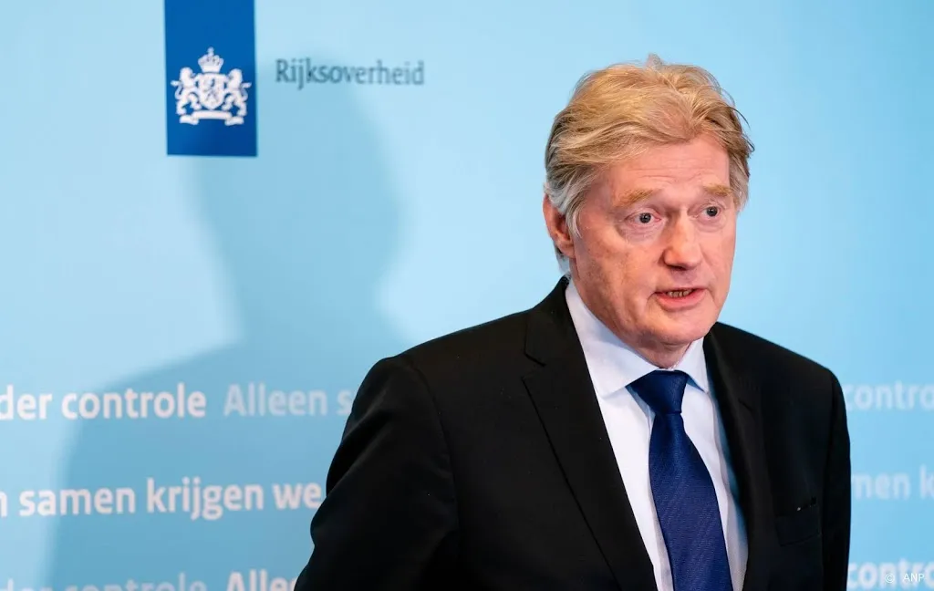 minister hekelt snelle conclusie over uitbraak verpleeghuizen1589254104