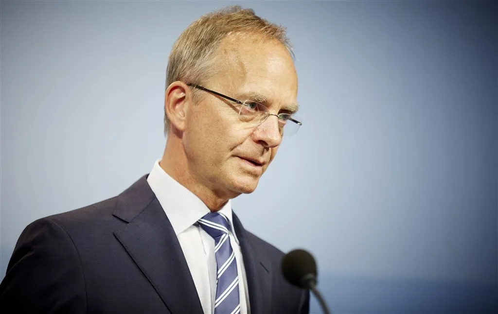 minister kamp wil gas uit noordzee winnen1439354201