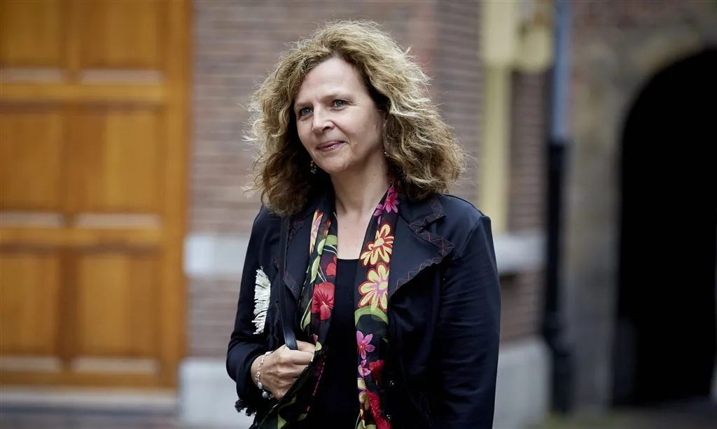 minister schippers spelen naar nederland1468941131