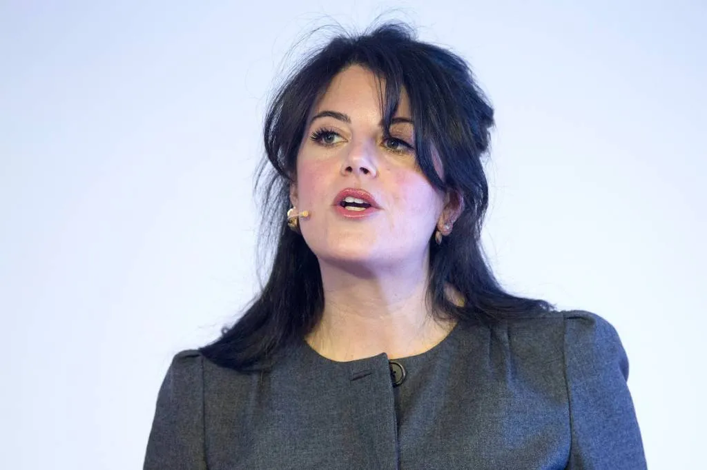 monica lewinsky moest liegen van bill clinton1543135701