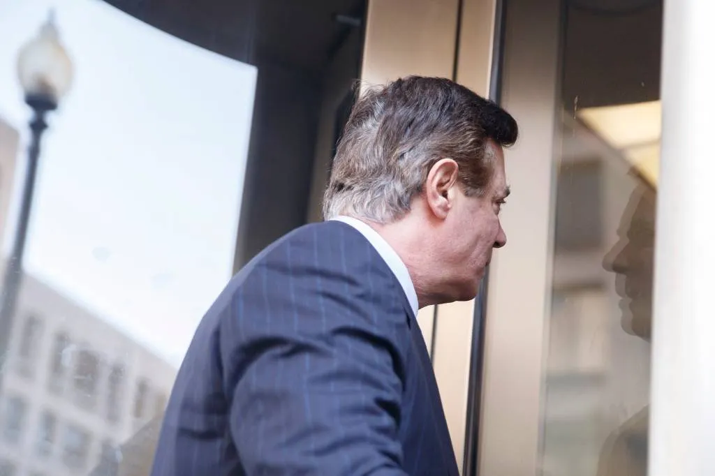 mueller wil manafort weer achter tralies1528164257