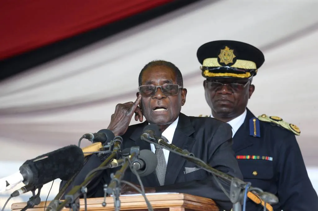 mugabe afgezet als leider zanu pf1511092814