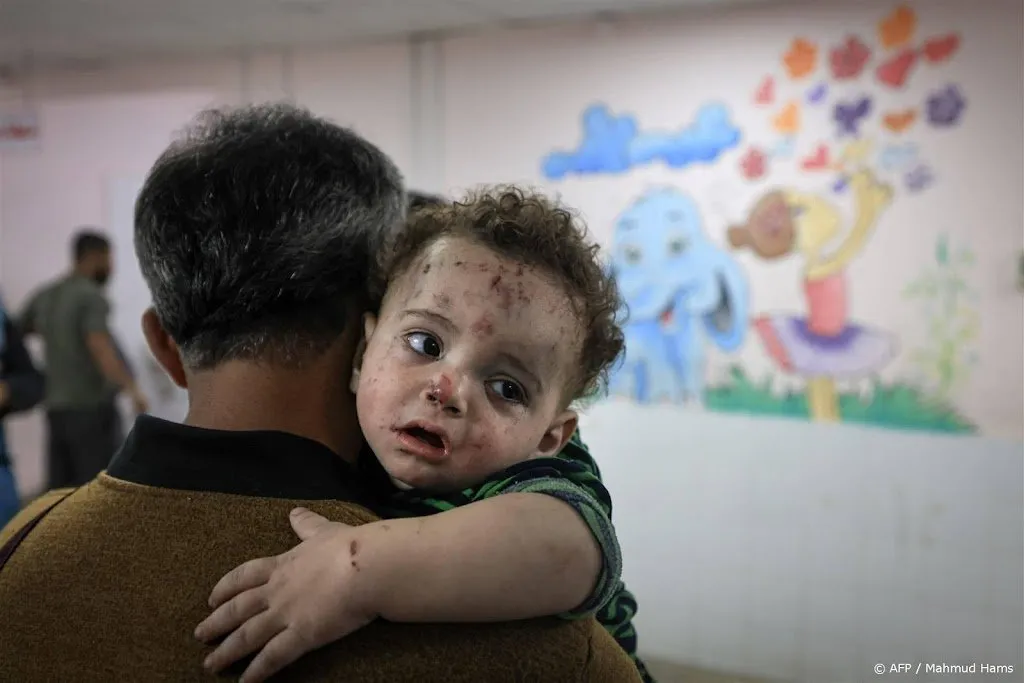 nederland bereid om gewonde kinderen uit gaza op te vangen1699890578