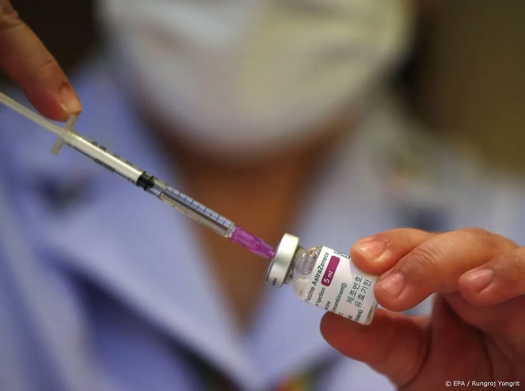 nederland stopt voorlopig uit voorzorg met vaccin van astrazeneca1615759928