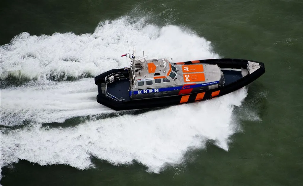 nederlands schip gezonken opvarenden gered1444105220