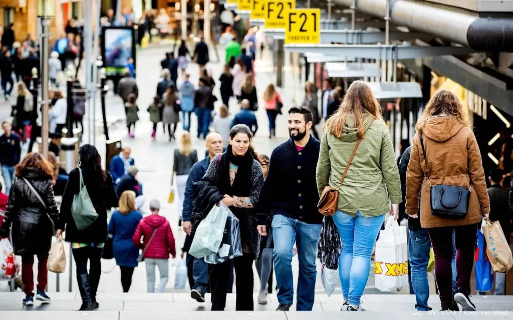 nederlandse bevolking stijgt met 46 000 mensen1564531203