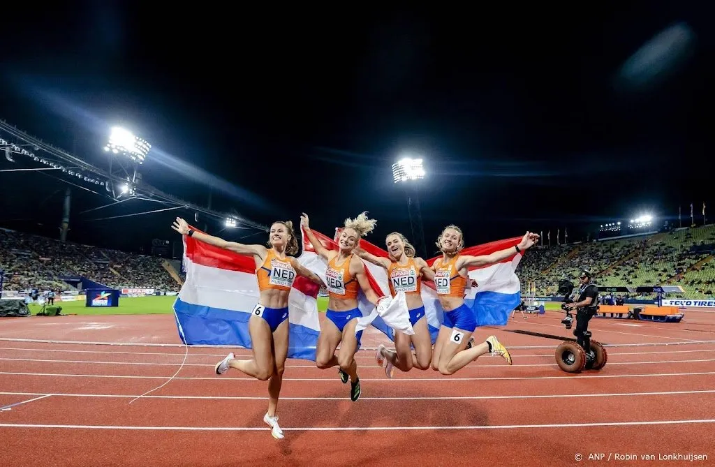 nos verslaggever wil niet zingen voor jarige atlete klaver1661028104